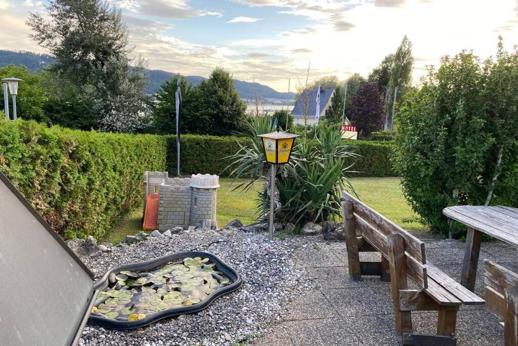 Die Seeblume - Ferienwohnung Mit Pool Und Seeblick Bodman-Ludwigshafen Ngoại thất bức ảnh