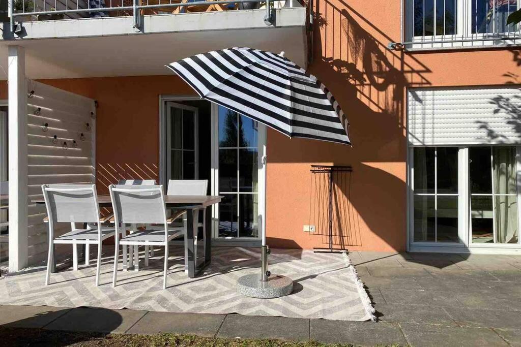 Die Seeblume - Ferienwohnung Mit Pool Und Seeblick Bodman-Ludwigshafen Ngoại thất bức ảnh